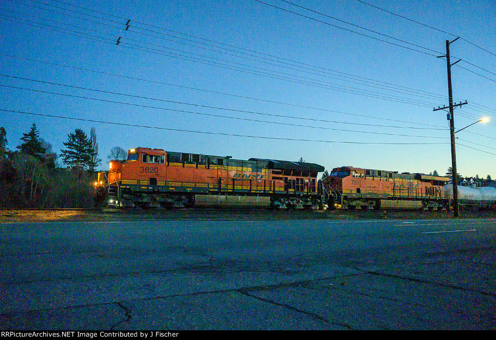 BNSF 3820